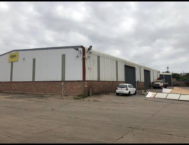 1,948M² INDUSTRIAL YARD FOR SALE IN PHOENIX INDUSTRIAL
